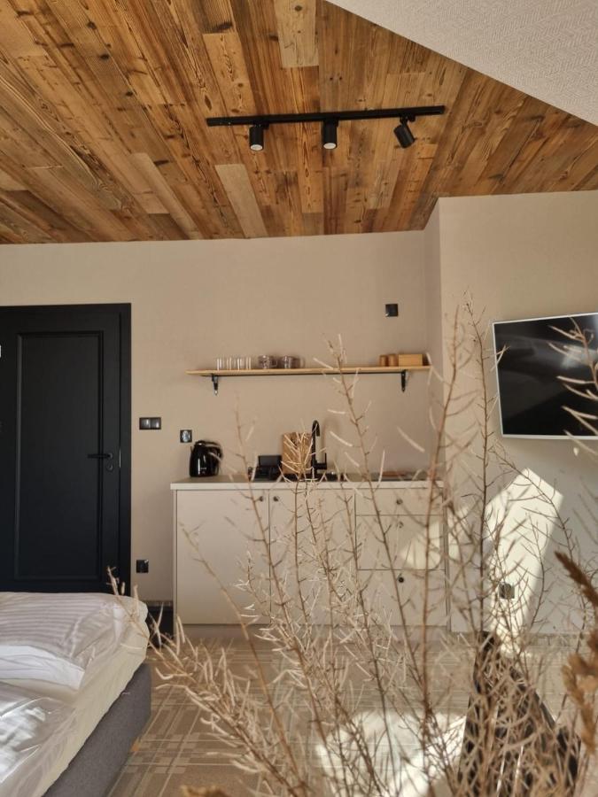Apartski 18d